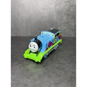 Thomas Trackmaster Motorized Train Hyper Glow 2013